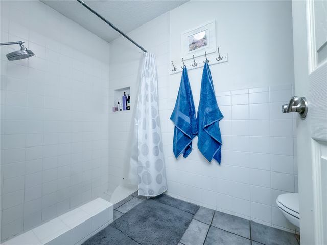 4805 Bonneville Drive, Arlington, TX 76016