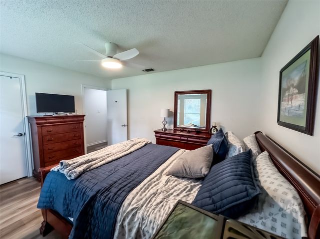 4805 Bonneville Drive, Arlington, TX 76016