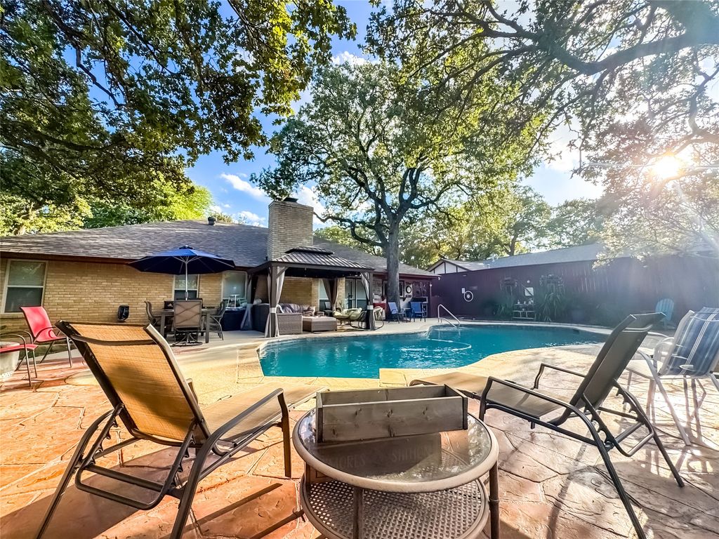 4805 Bonneville Drive, Arlington, TX 76016 — photo 2