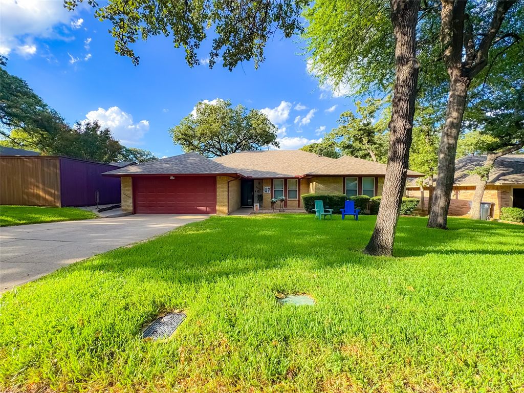 4805 Bonneville Drive, Arlington, TX 76016 — photo 3