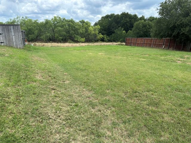 3121 Preston Club Drive, Sherman, TX 75092