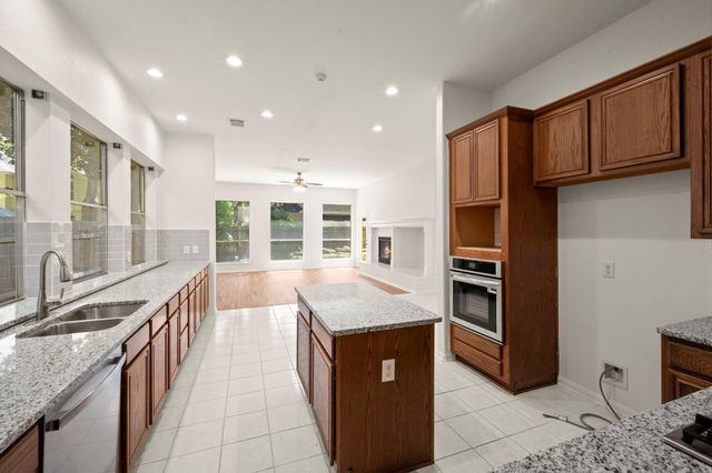 2018 Copperwood Park Lane, Spring, TX 77386