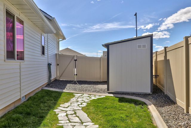 406 Hildago Way, Caldwell, ID 83605