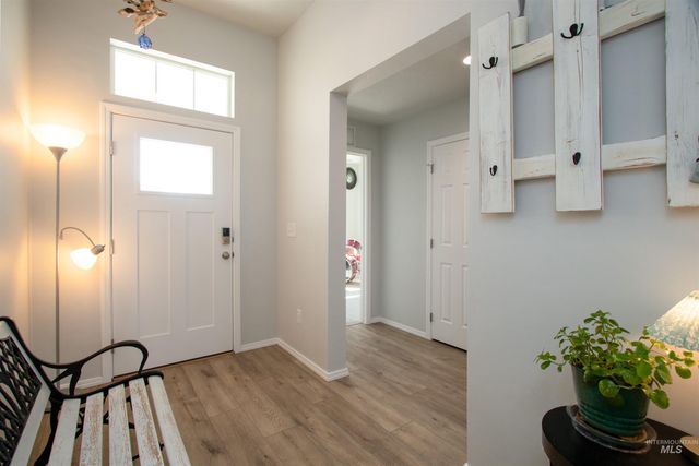 406 Hildago Way, Caldwell, ID 83605