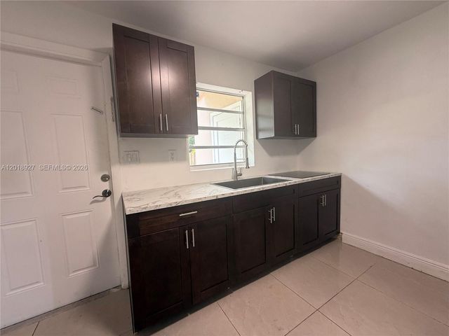 435 NW 44th Ave BACK, Miami, FL 33126