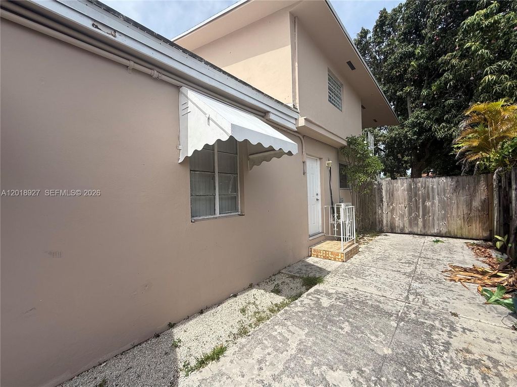 435 NW 44th Ave BACK, Miami, FL 33126