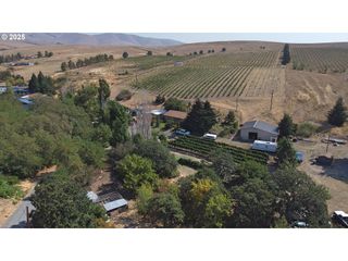 146 OAK CREEK Rd, Dallesport, WA 98617