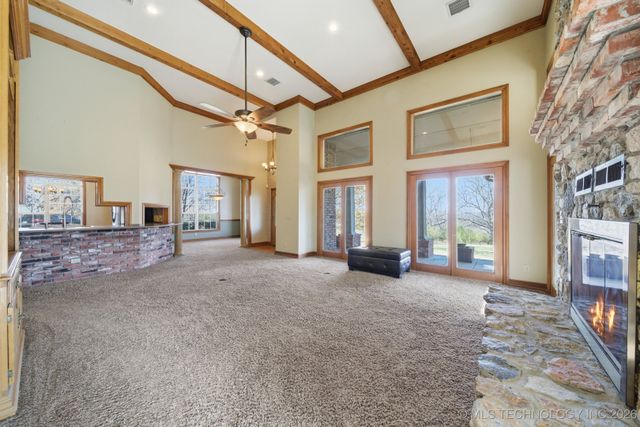 1713 Morningside Drive, Okmulgee, OK 74447