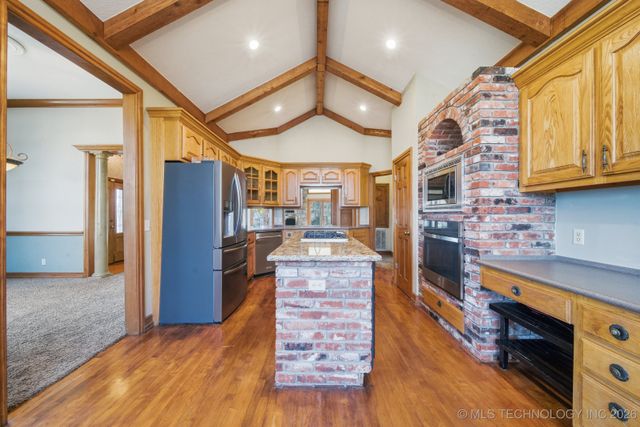 1713 Morningside Drive, Okmulgee, OK 74447