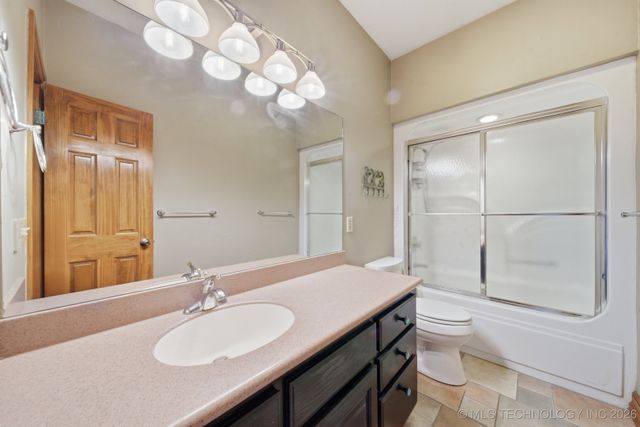 1713 Morningside Drive, Okmulgee, OK 74447