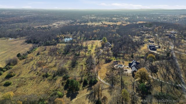 1713 Morningside Drive, Okmulgee, OK 74447