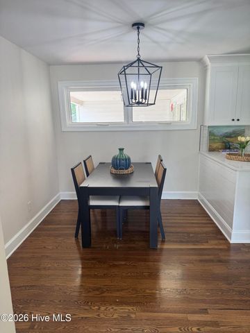 3222 North Contentnea Street, Farmville, NC 27828