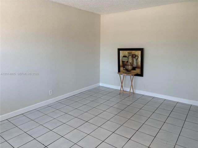 651 NW 42nd Ct 214, Deerfield Beach, FL 33064