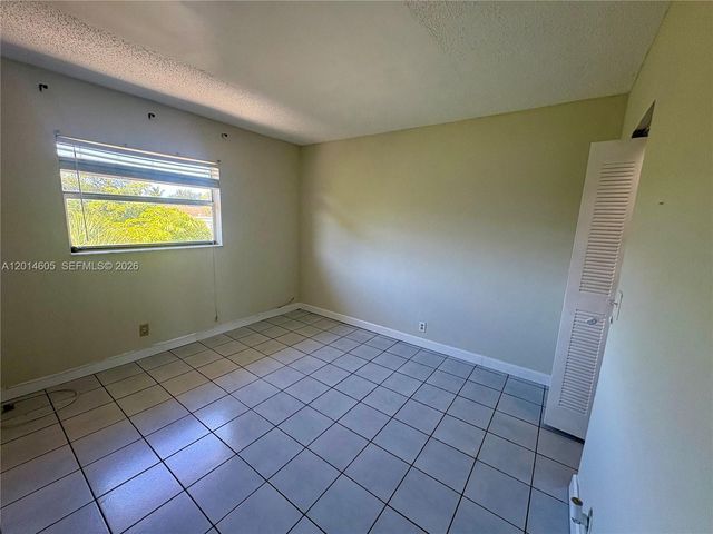 651 NW 42nd Ct 214, Deerfield Beach, FL 33064