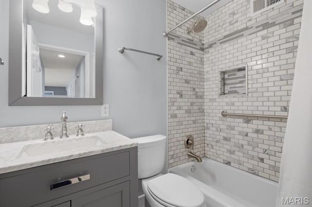 6123 Savio Drive, Affton, MO 63123