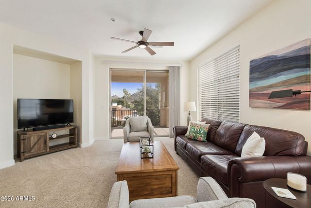 10655 N 9TH Street 217, Phoenix, AZ 85020