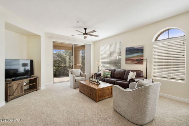 10655 N 9TH Street 217, Phoenix, AZ 85020