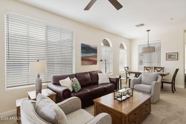 10655 N 9TH Street 217, Phoenix, AZ 85020