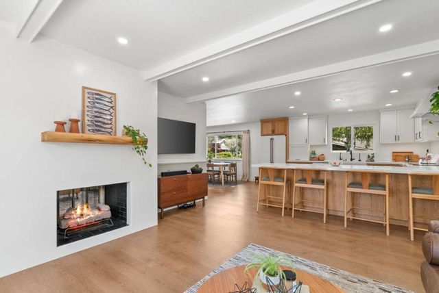 302 Carbonera Drive, Santa Cruz, CA 95060