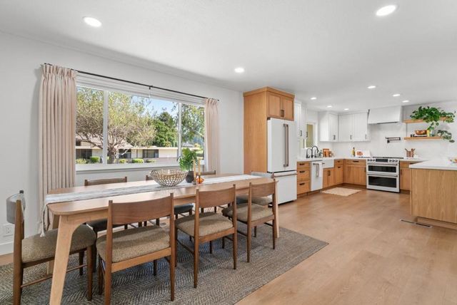 302 Carbonera Drive, Santa Cruz, CA 95060