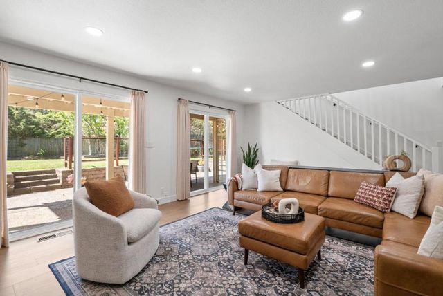302 Carbonera Drive, Santa Cruz, CA 95060