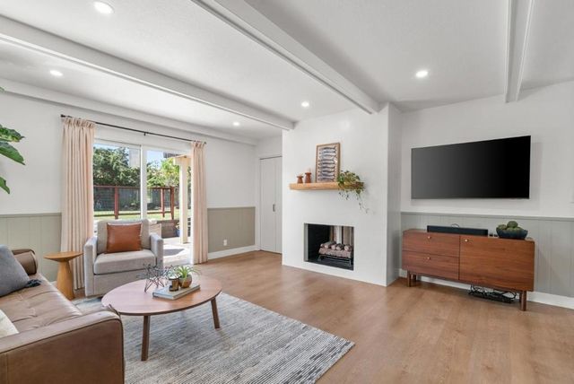302 Carbonera Drive, Santa Cruz, CA 95060