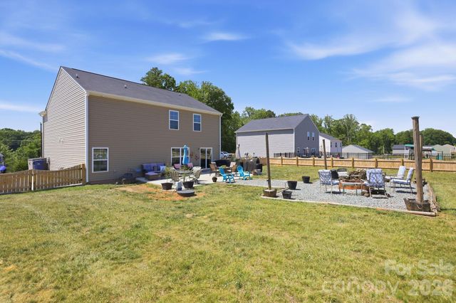 1276 Hickory Point Drive, Lexington, NC 27292