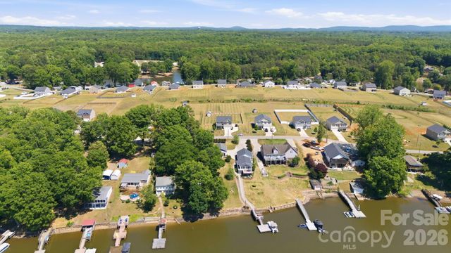 1276 Hickory Point Drive, Lexington, NC 27292