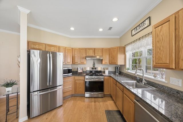 26 Summerfield Dr 17, Grafton, MA 01560