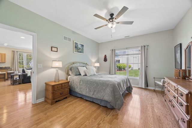 26 Summerfield Dr 17, Grafton, MA 01560