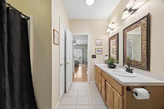 26 Summerfield Dr 17, Grafton, MA 01560