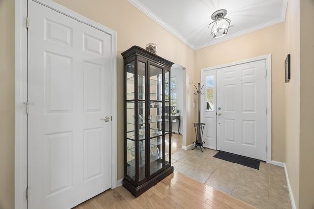 26 Summerfield Dr 17, Grafton, MA 01560