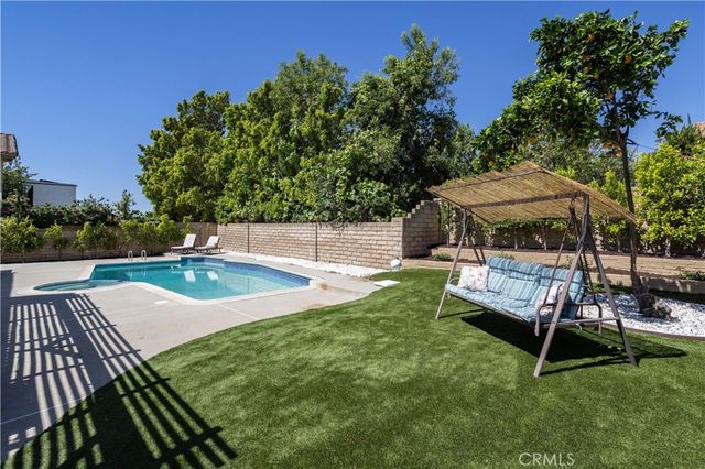 19461 Twin Hills Place, Porter Ranch, CA 91326