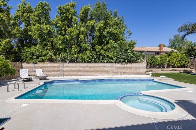 19461 Twin Hills Place, Porter Ranch, CA 91326