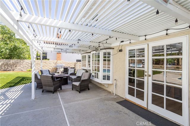 19461 Twin Hills Place, Porter Ranch, CA 91326