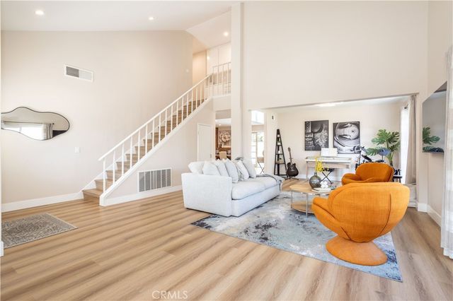 19461 Twin Hills Place, Porter Ranch, CA 91326