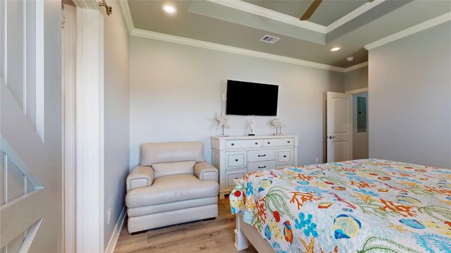 1815 Redfish Lane, Crystal Beach, TX 77650