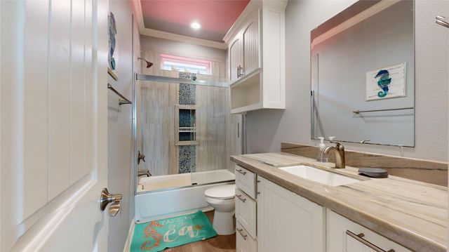1815 Redfish Lane, Crystal Beach, TX 77650