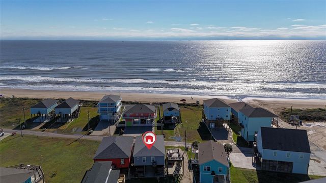 1815 Redfish Lane, Crystal Beach, TX 77650
