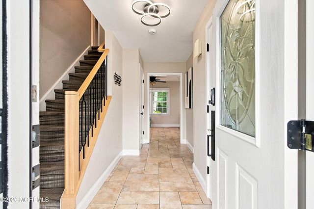 20 Hemlock Hill Road, Jackson, NJ 08527