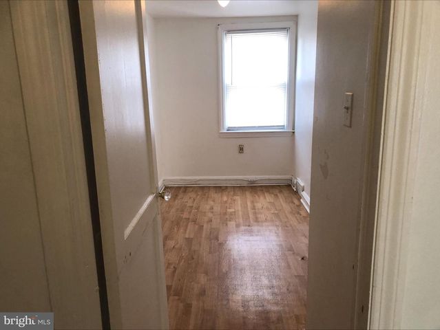 7323 BROOKHAVEN RD, Philadelphia, PA 19151