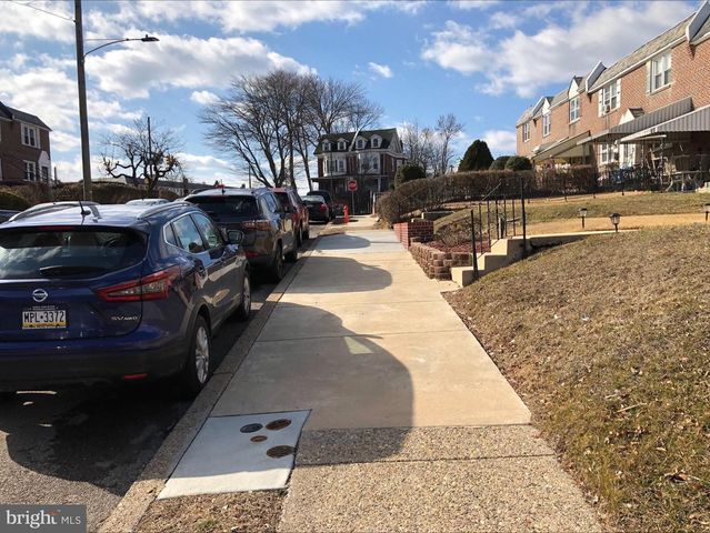 7323 BROOKHAVEN RD, Philadelphia, PA 19151