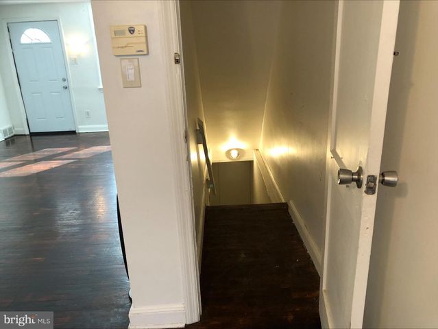 7323 BROOKHAVEN RD, Philadelphia, PA 19151