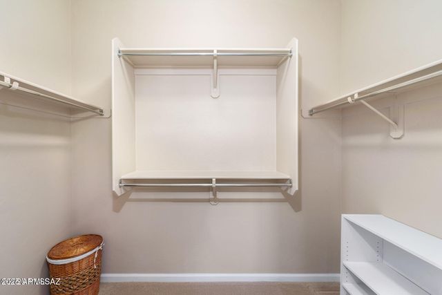 883 N BROKEN HILLS Drive, Green Valley, AZ 85614