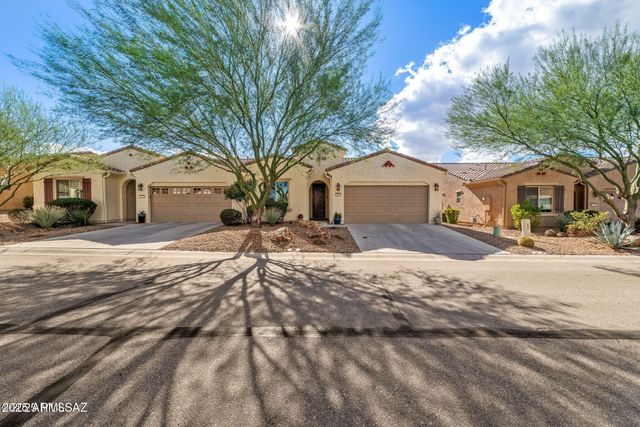 883 N BROKEN HILLS Drive, Green Valley, AZ 85614