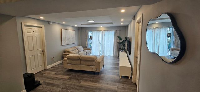 4156 Inverrary Drive 204, Lauderhill, FL 33319