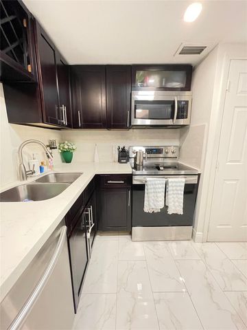 4156 Inverrary Drive 204, Lauderhill, FL 33319