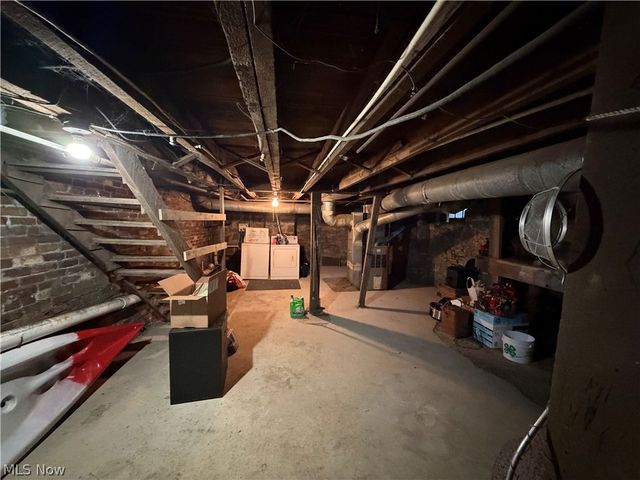 328-330 E Washington Street, Lisbon, OH 44432