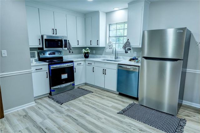 3240 Normandy E Drive, Semmes, AL 36575