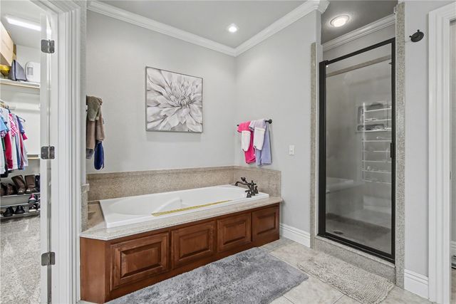 4703 Newcastle Road, Bentonville, AR 72713